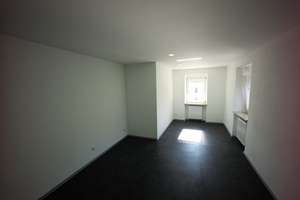Zweitbezug - 2 Zimmer / Küche / Bad / Flur direkt am Arnulfsplatz – Zur schönen Gelegenheit 7, 93047 Innenstadt, Regensburg – Vorschaubild 8