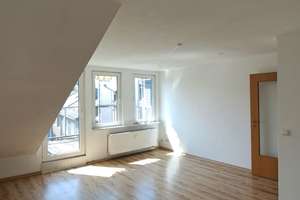 Lichtdurchflutete Dachgeschosswohnung mit traumhafter Dachterrasse und Fernblick – renoviert – Spichernstr. 27, 47137 Untermeiderich, Duisburg – Vorschaubild 2