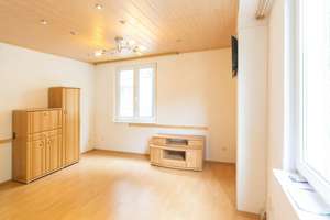 Großzügige 4-Zimmer-Wohnung mit Einbauküche – 72805 Lichtenstein – Vorschaubild 5