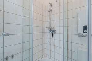 Cozy 1-Bedroom Apartment Near Treptower Park – Die vollständige Adresse der Immobilie erhältst du vom Anbieter., 10245 Friedrichshain, Berlin – Vorschaubild 18