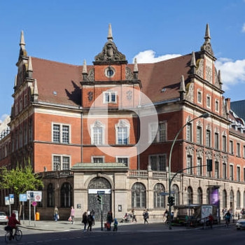 Attraktive Büroflächen nach Mieterwunsch in Neukölln zur Miete