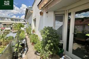 Helle 2-Zimmer-Wohnung mit großem Balkon in der Sanderau – kurzfristig bezugsfrei – Die vollständige Adresse der Immobilie erhältst du vom Anbieter., 97072 Sanderau, Würzburg – Vorschaubild 4