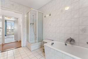 Property thumbnail 14