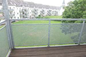 Beliebt im 1. Obergeschoss mit Balkon zur Hofseite – Clausstraße 106, 9126 Lutherviertel, Chemnitz – Vorschaubild 1