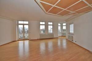 Großzügige 4-Zimmer-Wohnung direkt an der Ulmer Stadtmauer mit Donaublick – Die vollständige Adresse der Immobilie erhältst du vom Anbieter., 89073 Mitte, Ulm – Vorschaubild 37