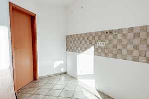 TOLLE 2-Raumwohnung mit Balkon & Tiefgaragenstellplatz in Schlosschemnitz – Ottostraße 6, 9113 Chemnitz – Vorschaubild 6