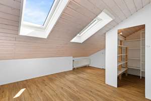 Viel Raum für Familie & Generationen: Einfamilienhaus mit Einliegerwohnung und Doppelgarage – Die vollständige Adresse der Immobilie erhältst du vom Anbieter., 76227 Durlach, Karlsruhe – Vorschaubild 14
