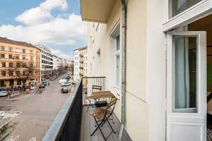 2-Zimmer-Stuckaltbauwohnung in Top-Lage
ACHTUNG: NUR FÜR MIETER AUS DEM SOZIALEN ERHALTUNGSGEBIET – Berlin – Vorschaubild 9