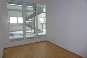 54 m² großes Wohnzimmer!!! - Exklusive 4-Raum-Maisonette mit vielen Extras – Ulmenstr. 3b, 9112 Kaßberg, Chemnitz – Vorschaubild 11
