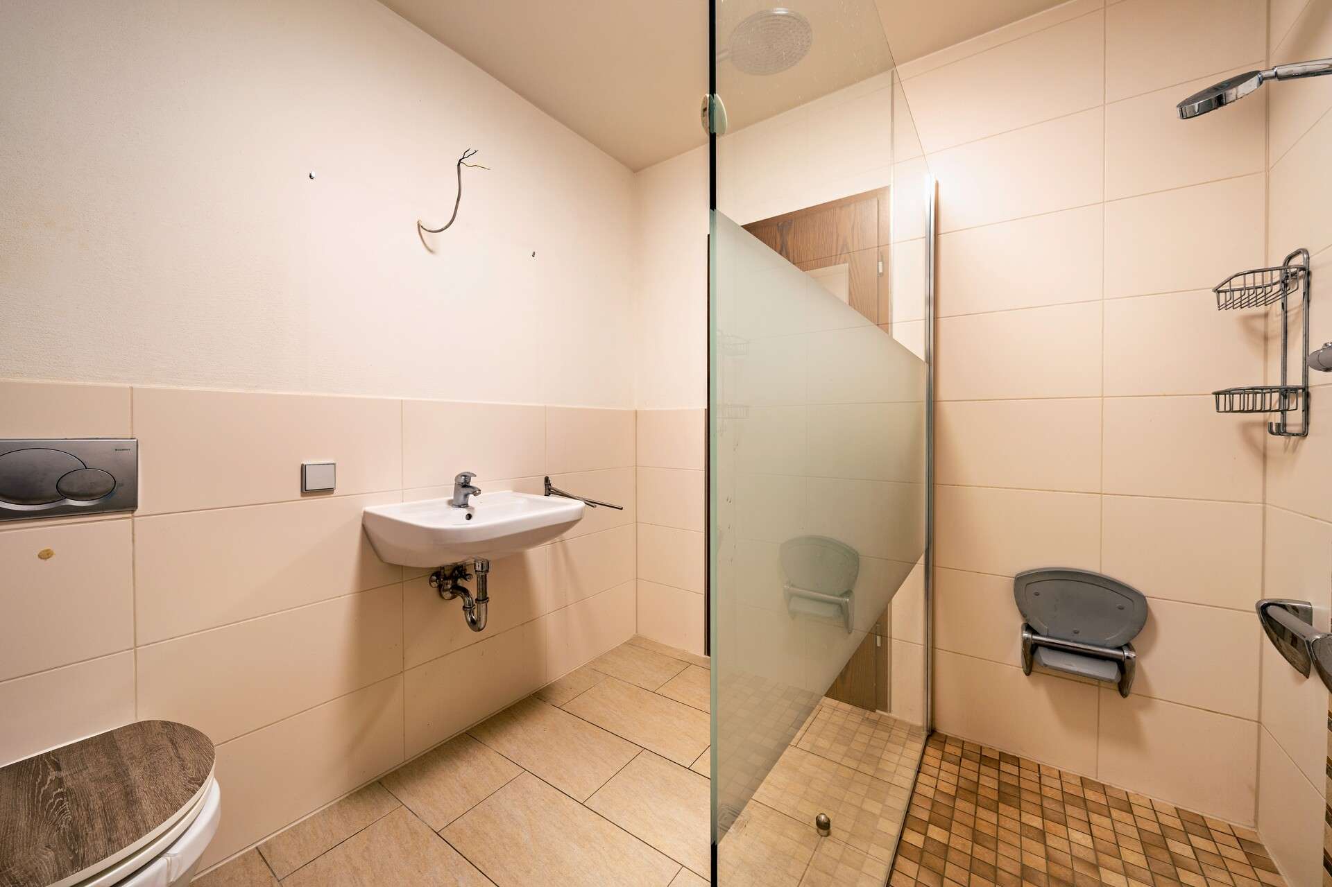 Immobilie in Angelbachtal - Großzügiges Einfamilienhaus mit Traumgrundstück in ruhiger Wohnlage - Bild 0