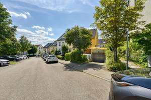 +++ TOP gepflegt & modernisiert - sonnig & ruhig - 2 Bäder - Hobbyraum, Pelletkamin, EBK, TG-Box +++ – Nobileweg 17B, 70439 Stammheim-Süd, Stuttgart – Vorschaubild 32