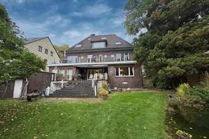 Exklusives Wohnen in bester Lage von Gelsenkirchen


 – Die vollständige Adresse der Immobilie erhältst du vom Anbieter., 45894 Buer, Gelsenkirchen – Vorschaubild 2