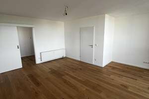 Kernsanierte 2-Zimmer-Wohnung mit Balkon und Weitblick