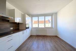 Lichtdurchflutete 4-Zimmer-Wohnung mit Dachterrasse und Einbauküche! – Triererstraße 764, 52078 Brand, Aachen – Vorschaubild 8