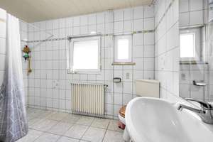 Dreifamilienhaus mit Einfamilien im Paket – Die vollständige Adresse der Immobilie erhältst du vom Anbieter., 35690 Dillenburg – Vorschaubild 21