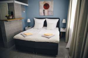Möbliertes Apartment in Bestlage - PAUSCHALMIETE inkl. Nebenkosten, Internet, etc. – Mühlenbach 7, 50676 Altstadt/Süd, Köln – Vorschaubild 1