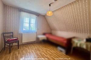 Schönes freistehendes Einfamilienhaus mit Garten und Garage in gefragter Lage | Hochfeld – Die vollständige Adresse der Immobilie erhältst du vom Anbieter., 97422 Hochfeld/Steinberg, Schweinfurt – Vorschaubild 7