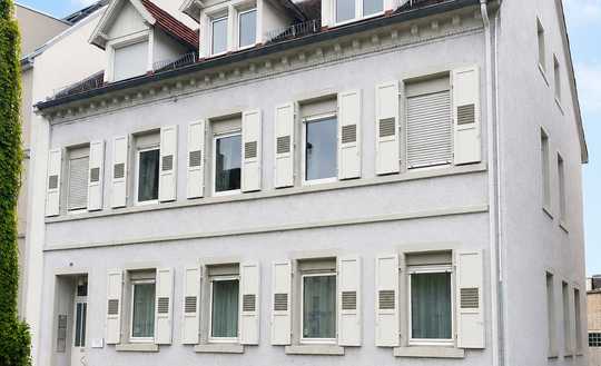 Historisches Mehrfamilienhaus in Durlach – 3 vermietete Einheiten in attraktiver Lage