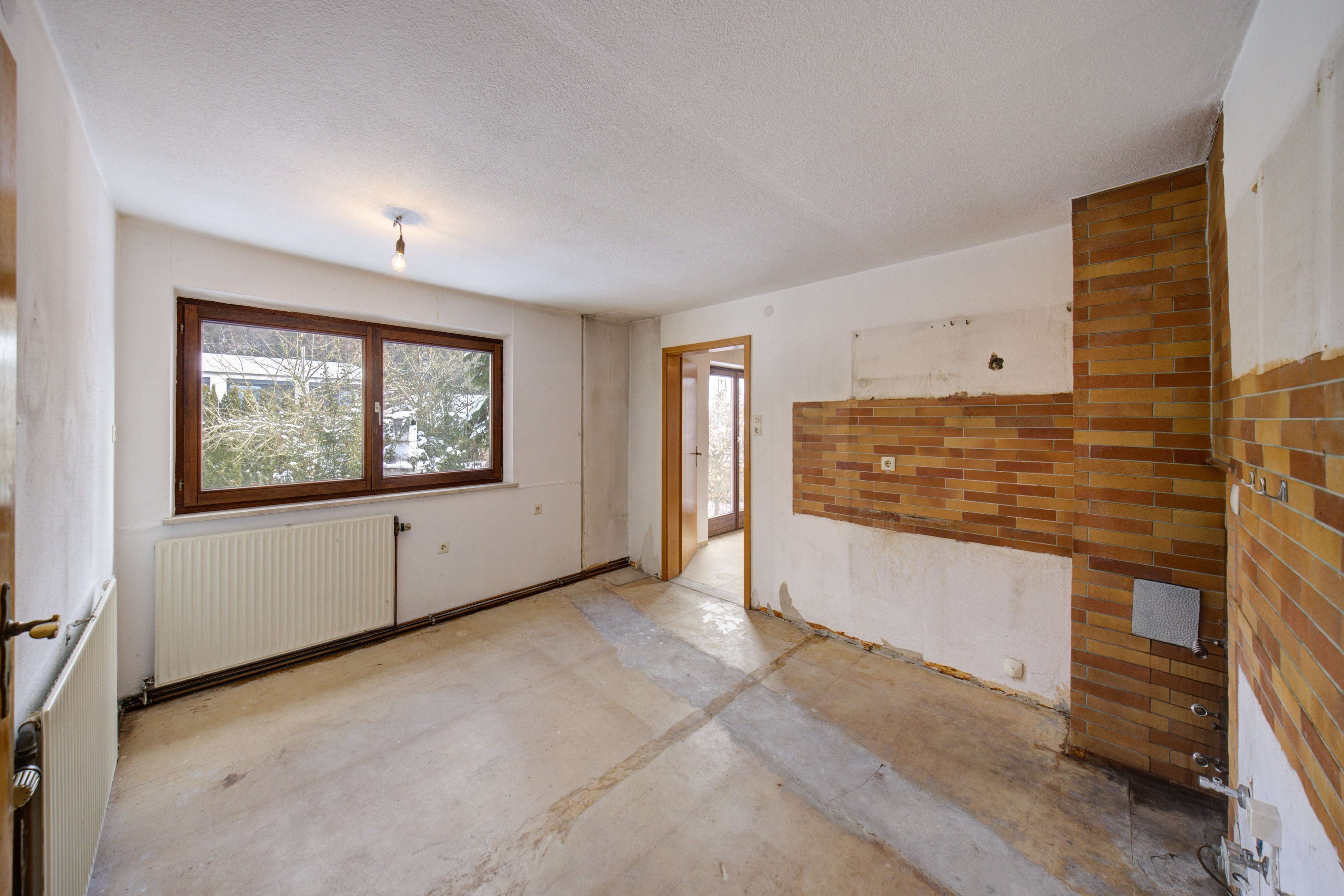 Immobilie in Lauf an der Pegnitz - Haus mit Zukunft: Sanieren oder Neubauen? - Bild 0