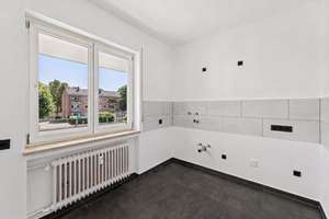 PROVISIONSFREI: komplett sanierte 3-ZKB mit Stellplatz und 2 Balkonen in Top Lage! – Bürgermeister-Bohl-Str. 24, 86157 Pfersee-Süd, Augsburg – Vorschaubild 23