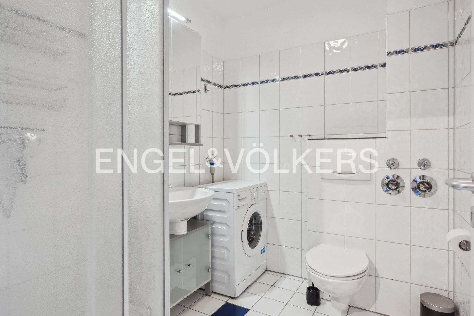 Immobilie in Schwülper - EXTRAVAGANTE MÖBLIERTE WOHNUNG IN TOLLER LAGE - Bild 0