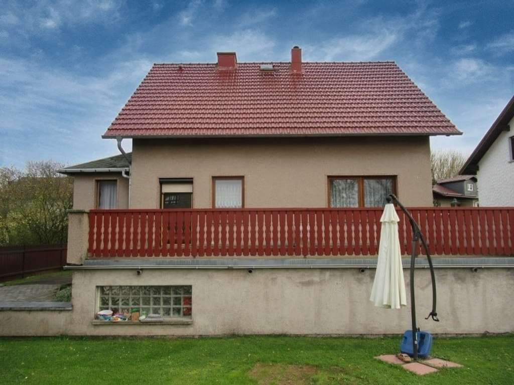 Immobilie in Georgenthal - Einfamilienhaus mit Garten und Nebengebäude
 - Bild 4