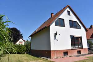 Sofort beziehbares EFH mit PV-Anlage (Bj.2025) schnell sein lohnt sich – Die vollständige Adresse der Immobilie erhältst du vom Anbieter., 37120 Bovenden – Vorschaubild 2