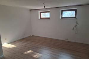 Familienfreundliches 4-ZKB-Haus mit Balkon/Terrasse, Einbauküche & Gäste-WC – Herbsteinerstraße 30, 13435 Wittenau, Berlin – Vorschaubild 18
