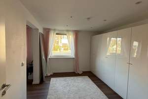 Hochwertige 3-Zimmer Wohnung mit Kamin, EBK,Balkon und Garten – Am Wolfsfeld 39, 65191 Bierstadt, Wiesbaden – Vorschaubild 10