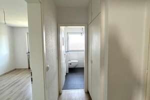 Freundliche 3-Zimmer-Wohnung mit Balkon in Leverkusen Opladen – 51379 Opladen, Leverkusen – Vorschaubild 7