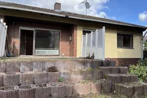 Altes Haus, neue Träume – Sanierungsobjekt in Mörfelden-Walldorf – Die vollständige Adresse der Immobilie erhältst du vom Anbieter., 64546 Mörfelden-Walldorf – Vorschaubild 1