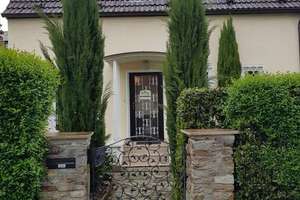 Charming, fine house in Wiesbaden, an ideal new home for 1-2 people.