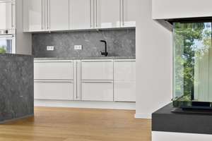 Ideal für Großstadtliebhaber – Penthouse für die urbane Familie | Dachterrasse | Kamin | 3 SZ | TG – Stallschreiberstrasse 27, 10117 Mitte (Ortsteil), Berlin – Vorschaubild 13