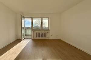 Frisch kernsanierte 3-Zimmer-Wohnung mit Balkon, Aufzug & Stellplatz – ruhige Lage mit Domblick – Die vollständige Adresse der Immobilie erhältst du vom Anbieter., 51103 Höhenberg, Köln – Vorschaubild 1