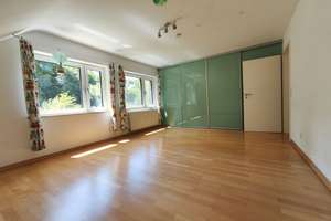 Großzügige Galeriewohnung mit Waldblick – 2 TG-Stellplätze – Provisionsfrei – Schiltacher Str. 40, 70569 Kaltental, Stuttgart – Vorschaubild 5