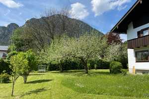 Großzügiges Einfamilienhaus mit der Möglichkeit auf zwei Wohneinheiten und großem Grundstück – Berchtesgadener Land (Kreis) – Vorschaubild 1