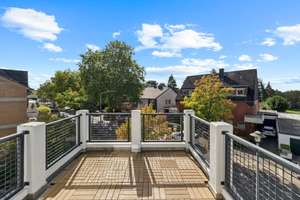 Exklusives Wohnen in Lohausen: Bezugsfertige 3-Zimmer-Wohnung mit 2 Bädern & Balkon – Henri-Dunant-Straße 2, 40474 Lohausen, Düsseldorf – Vorschaubild 2
