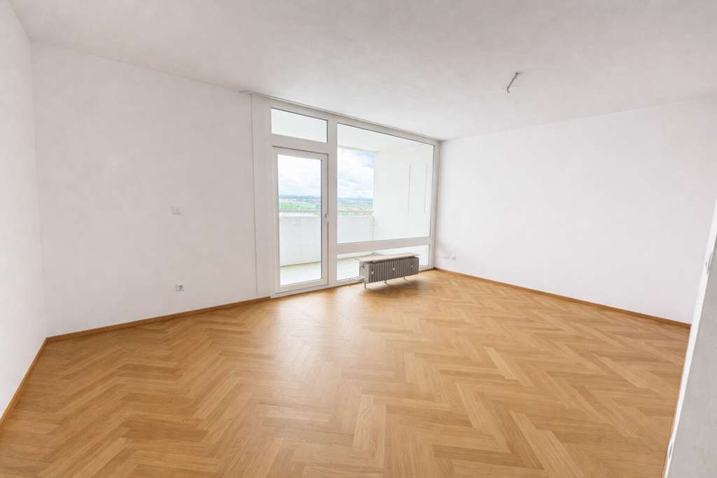 Immobilie in Bietigheim-Bissingen - Endverhandelter Schnäppchenpreis / Großzügige 5-Zimmer-Wohnung mit Ausblick - Bild 0