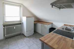 Modernisiertes MFH mit 2 Einheiten und Top-Potenzial zur flexiblen Nutzung in Cadenberge – Cuxhaven (Kreis) – Vorschaubild 12
