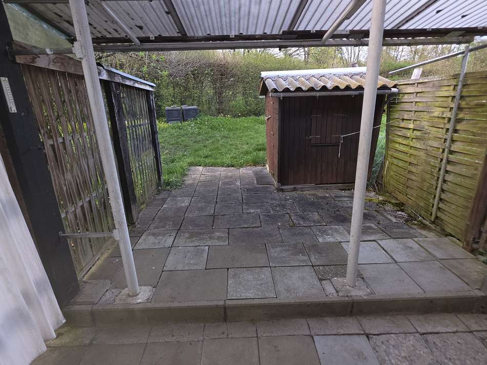Garten zweite Terrasse