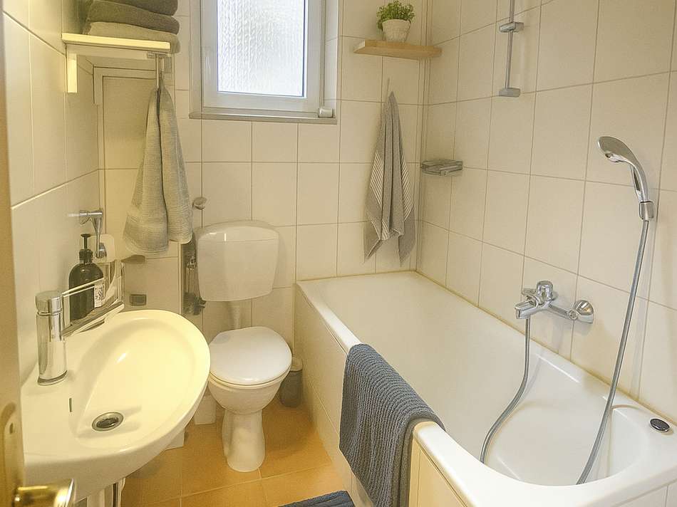 Badezimmer (MUSTER)