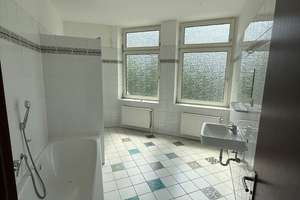 DORTMUND-Kreuzviertel ( Klinikviertel ) gepflegtes 7 Familienhaus mit Balkonen zu verkaufen