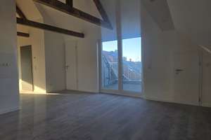 **Erstbezug nach Dachgeschossausbau – Moderne 62 m² mit Loggia** – Boettgerstr. 21, 45147 Holsterhausen, Essen – Vorschaubild 9