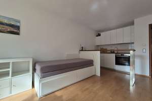 Möblierte 1,5-Zimmer Wohnung mit Balkon in Stuttgart-Bad Cannstatt – Aachener Str. 16, 70376 Neckarvorstadt, Stuttgart – Vorschaubild 3