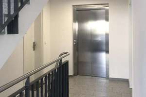 PENTHOUSE mit BLICK   :::   2 ZI + große DACHTERRASSE – Die vollständige Adresse der Immobilie erhältst du vom Anbieter., 65189 Südost, Wiesbaden – Vorschaubild 2