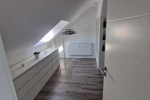 Schöne möbilierte Masionettewohnung  in Düsseldorf-Unterbilk – Gladbacher Straße 12, 40219 Unterbilk, Düsseldorf – Vorschaubild 10