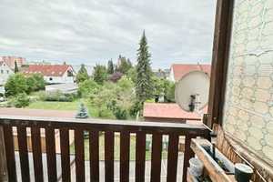 Anfragen per E-mail: Wohnen auf Zeit - 3 ZKB mit Balkon für 1 Jahr – Hofackerstr.  24, 86179 Augsburg – Vorschaubild 11