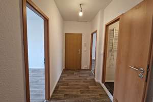 Viel Platz für die ganze Familie: Großzügige 3-Zimmer-Wohnung mit Balkon und grüner Umgebung! – Plovdiver Straße 30, 4205 Grünau-Nord, Leipzig – Vorschaubild 12