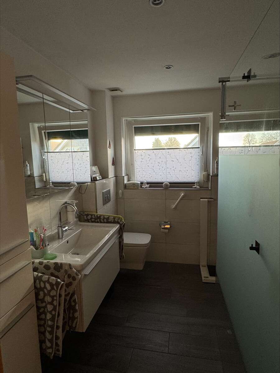 Immobilie in Wiefelstede - Ein Zuhause für die Zukunft - Doppelhaushälfte für Paare & Familien - Bild 1