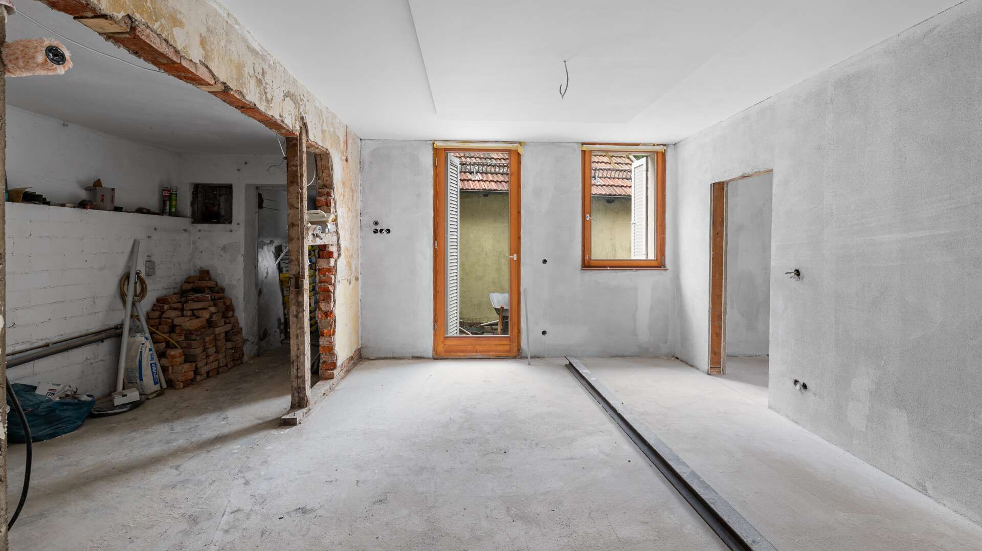 Immobilie in Forbach - Kleines Häuschen im schönen Schwarzwald – hier haben Sie die Möglichkeit mitzugestalten. - Bild 0